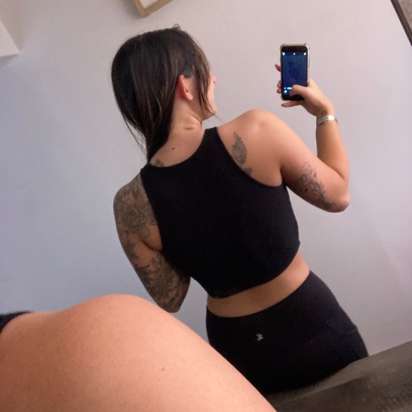 Cropped tank - Picture 4 of 4